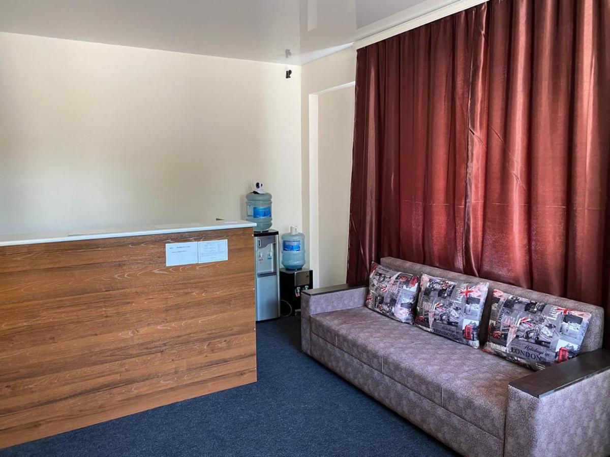 Пана Hotell Almaty Eksteriør bilde