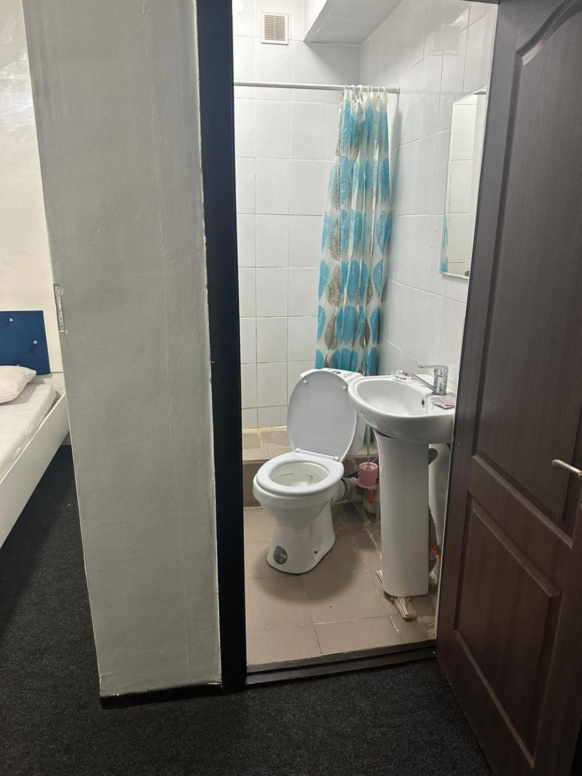 Пана Hotell Almaty Eksteriør bilde
